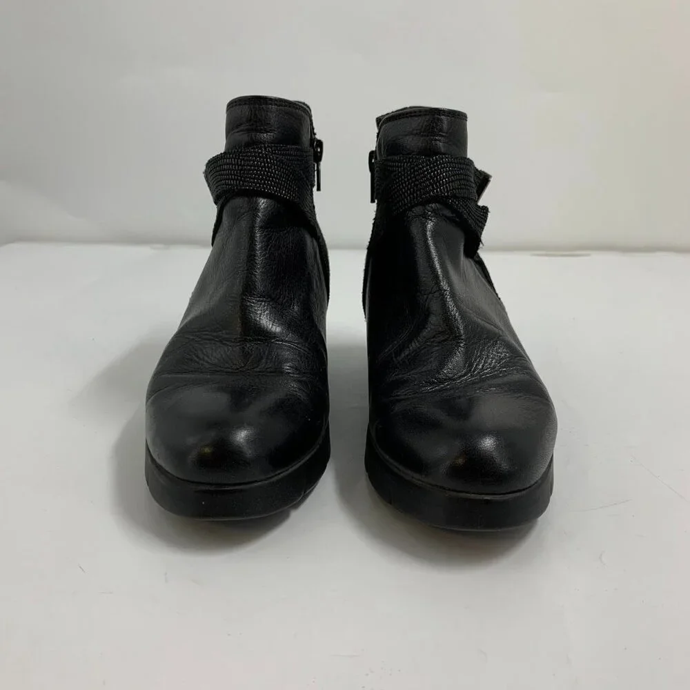 Hispanitas Women's Larae Leather Cross‎ Buckle Heeled Boot Size 7.5/38
